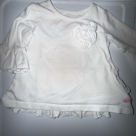 Coordinating 2T Ruffle Set - Picture 2 of 7